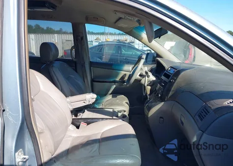 2004 Toyota Sienna Le from USA, damaged, VIN 5TDZA23C84S189294